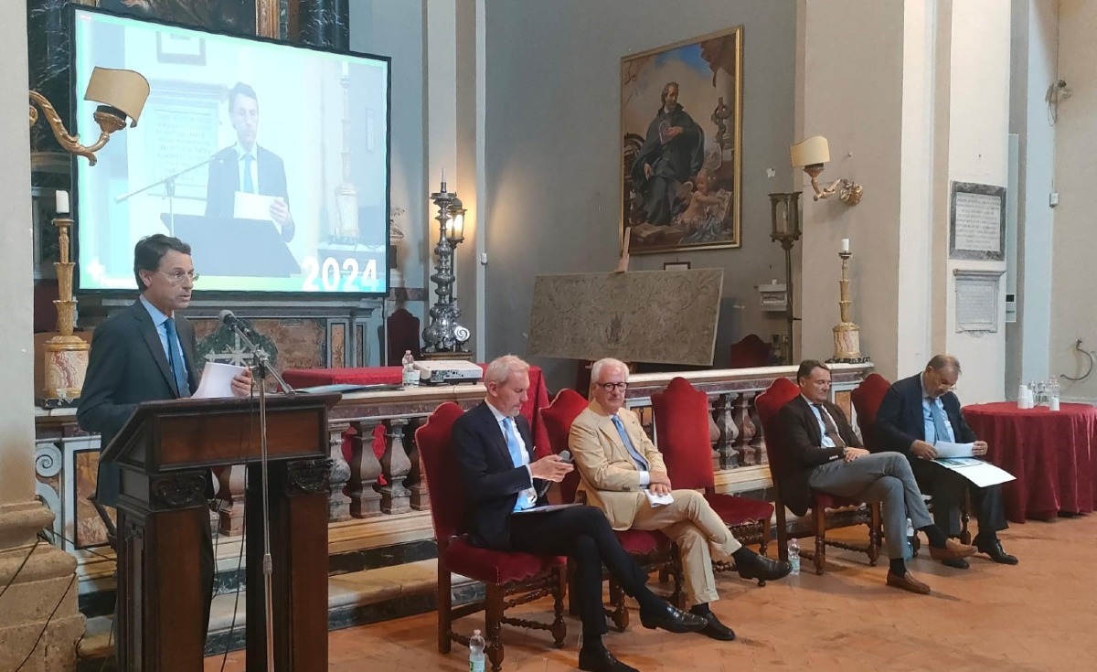 FarmacistaPiù 2024: presentati i contenuti della nuova edizione. Al centro, l’assistenza farmaceutica e i servizi per la tutela della salute e il rilancio della sanità 