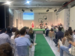 A PharmEvolution 2023 presentato il nuovo corso di laurea in Farmacia.  L'università formerà una nuova generazione di farmacisti 